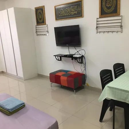 Azin Ramli Studio Seri Kembangan Exterior photo